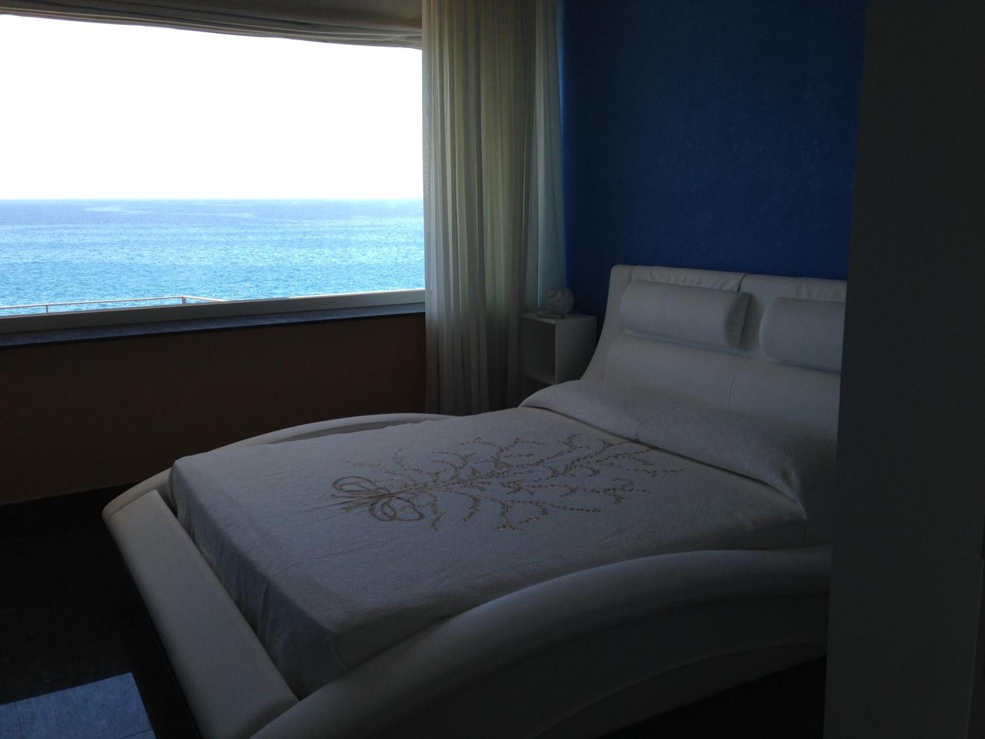 Hotel Palace Vista Mare Gallipoli Kültér fotó